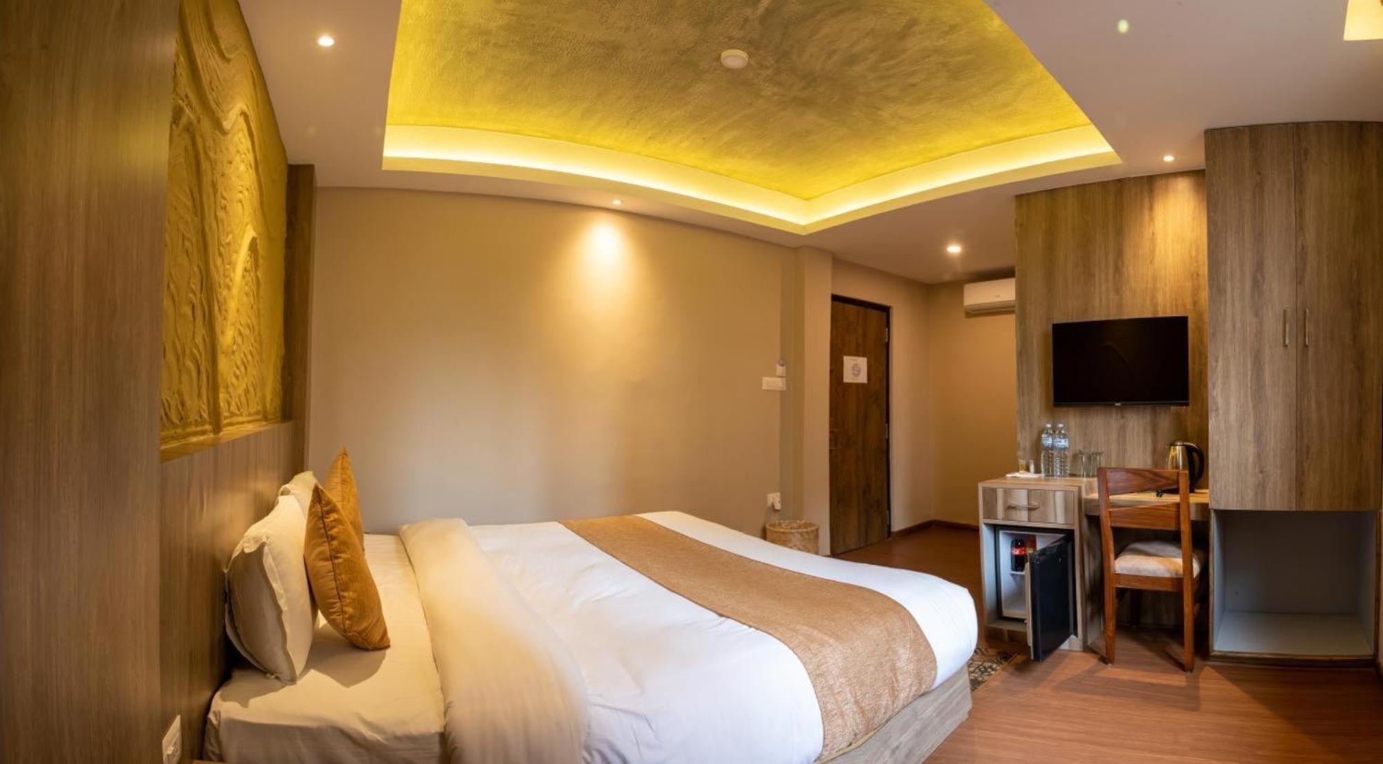 Jupiter Plaza Delhi Airport Hotel Új-Delhi Kültér fotó